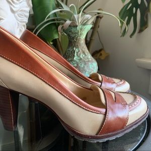 SALE! Cole Haan penny loafer heels w/Nike Air soles. Soft leather size 7.5